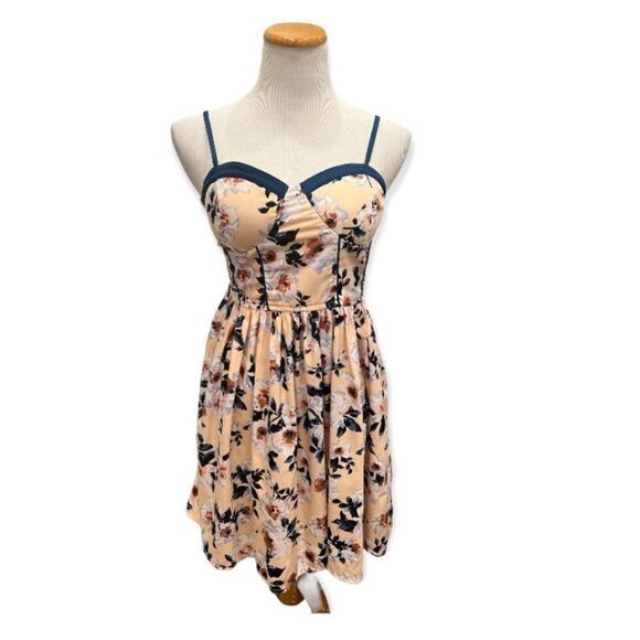 Womens Urban Outfitters Band of Gypsies Fit & Flare Moissanite Dress - Sz M - Picture 1 of 1